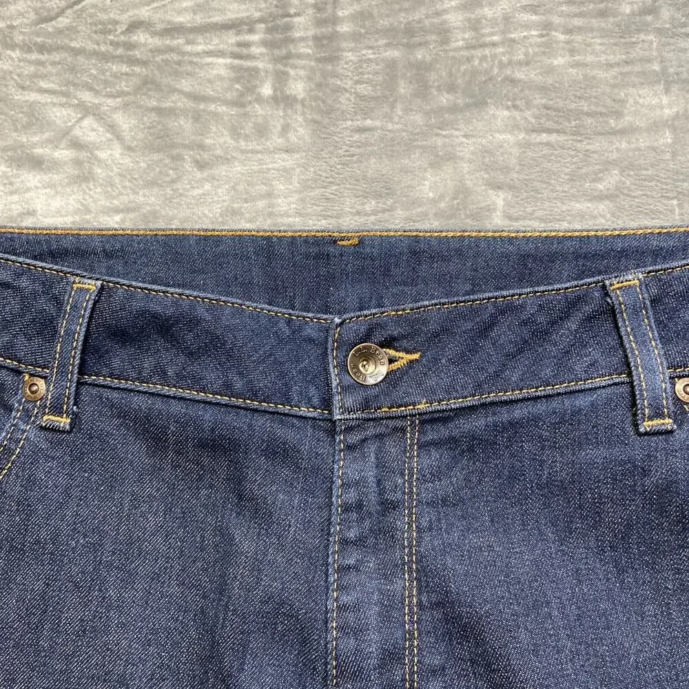 L.L. Bean Straight Leg Jeans Women’s Size 16P Dark Blue‎ Denim